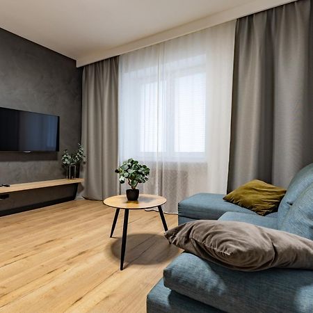 Apartamenty Premium, Faktura Vat, Zrodlowa Centrum Parter Ground Floor Parking Super Lokalizacja Two Bedrooms Kitchen 50 M2 Kielce Exterior foto